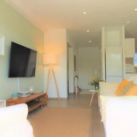 A Dans Le Golfe De St Tropez - Avec Piscine Privative A Pied * 格里莫