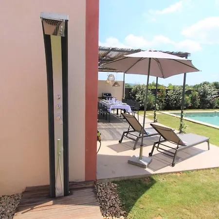 빌라 A Dans Le Golfe De St Tropez - Avec Piscine Privative A Pied 그리모