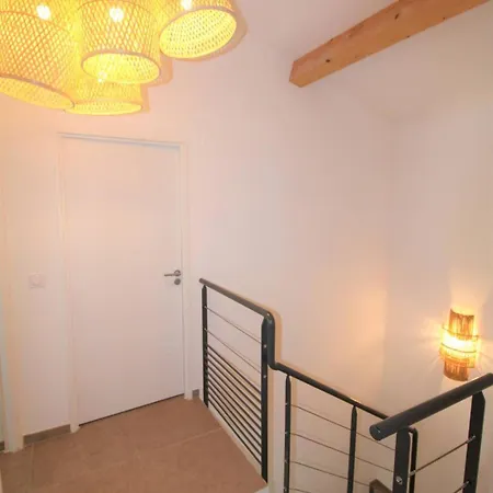 A Dans Le Golfe De St Tropez - Avec Piscine Privative A Pied *