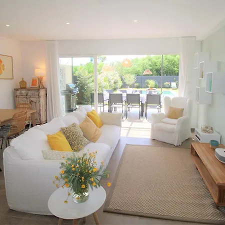 A Dans Le Golfe De St Tropez - Avec Piscine Privative A Pied * Grimaud